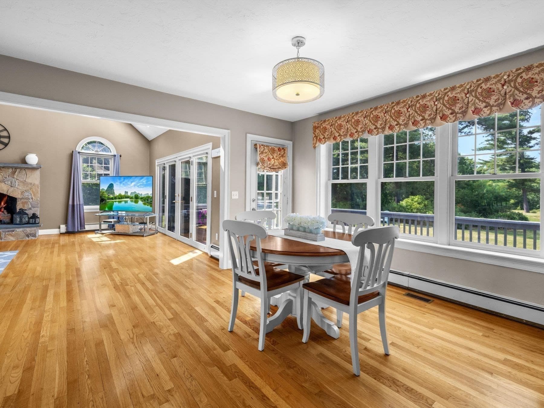 Single Family Residence at 6 Warburton Lane, Westborough MA 01581, Westborough, photo 15 of 42
