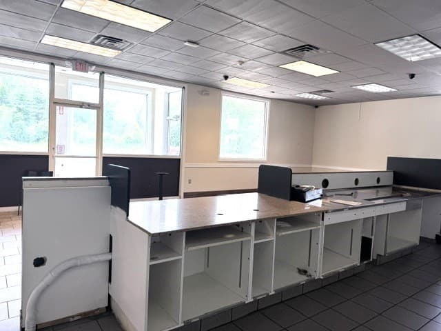 Commercial Sale at 323 N Main St, Middleton MA 01949, Middleton, photo 16 of 25