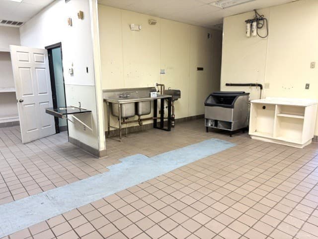 Commercial Sale at 323 N Main St, Middleton MA 01949, Middleton, photo 7 of 25