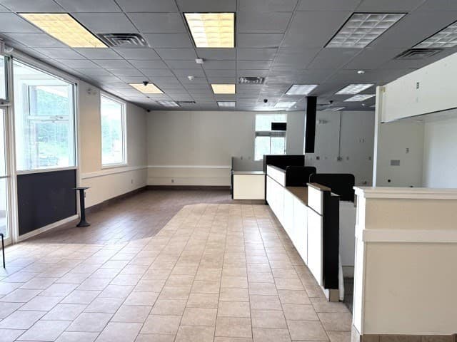 Commercial Sale at 323 N Main St, Middleton MA 01949, Middleton, photo 15 of 25