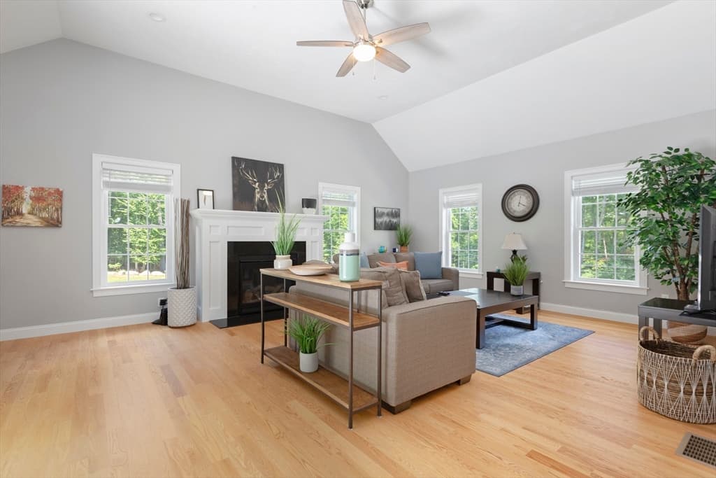 87 Martin Rd, Douglas MA 01516 photo 23