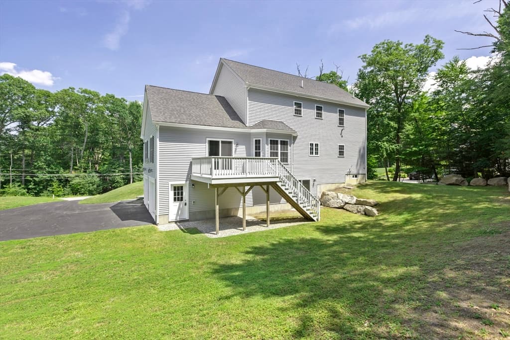 87 Martin Rd, Douglas MA 01516 photo 6