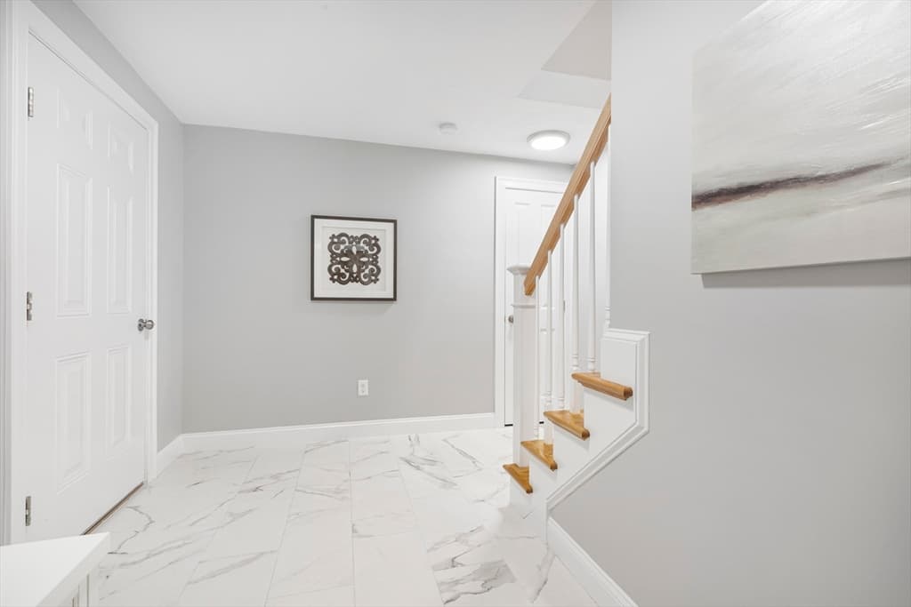 87 Martin Rd, Douglas MA 01516 photo 9