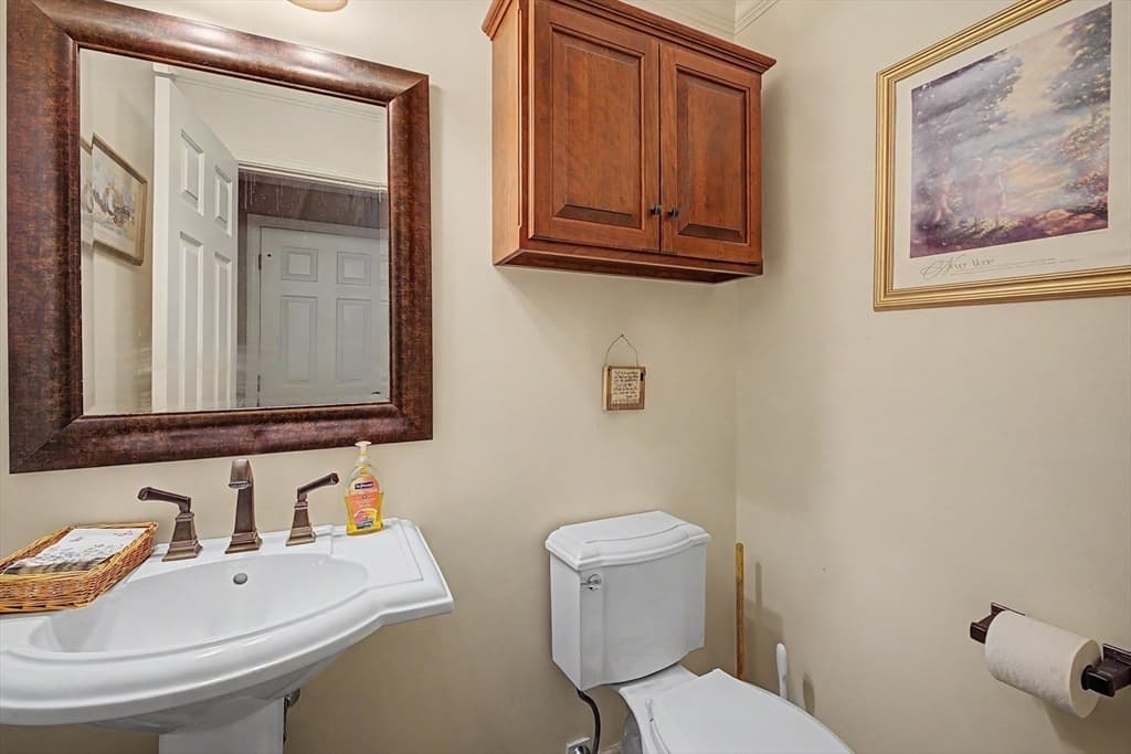 16 Hickory Hill # 16, West Springfield MA 01089 photo 25