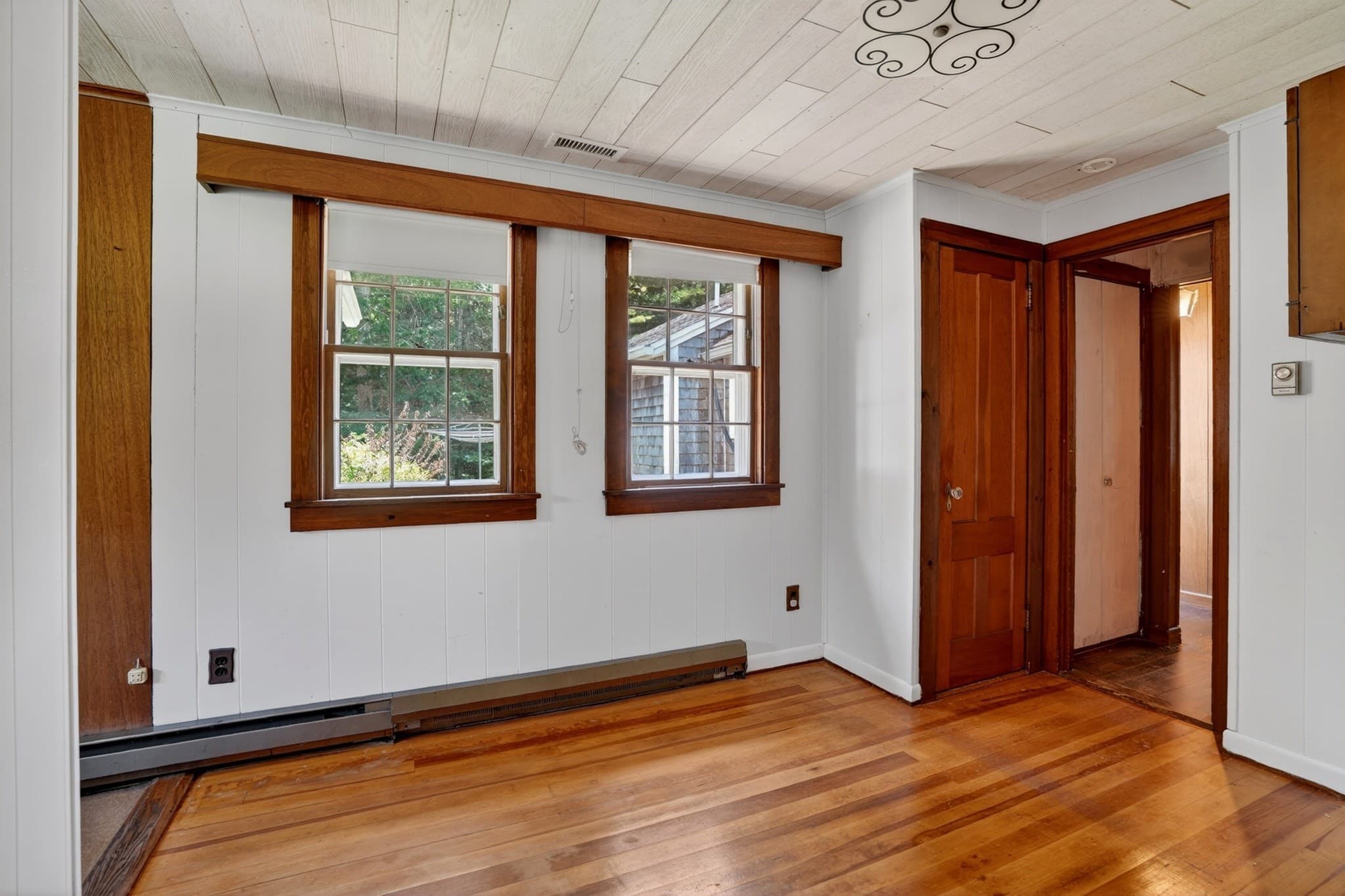 Single Family Residence at 132 South Rd, Chilmark MA 02535, photo 17 of 34