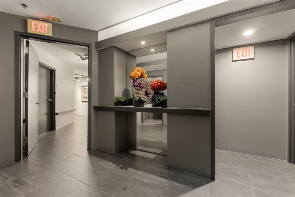 Condominium at 42 Chauncy Street # 4C, Boston MA 02111, Boston, photo 24 of 34