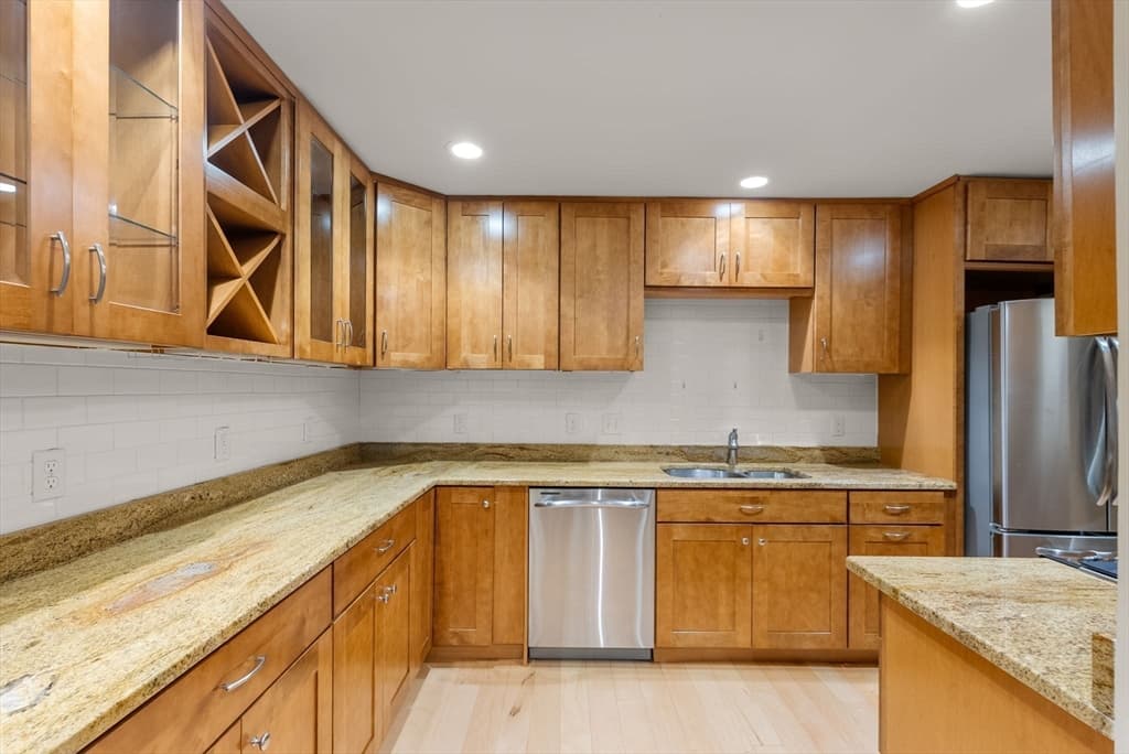 24 N Stone Mill Dr # 1112, Dedham MA 02026 photo 7