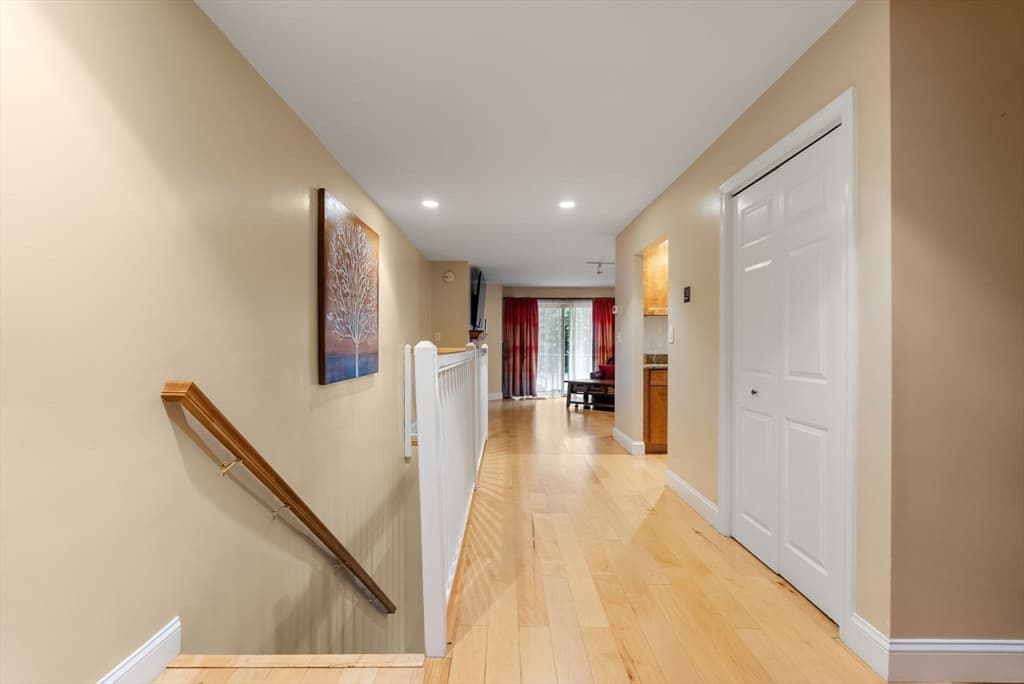 24 N Stone Mill Dr # 1112, Dedham MA 02026 photo 4