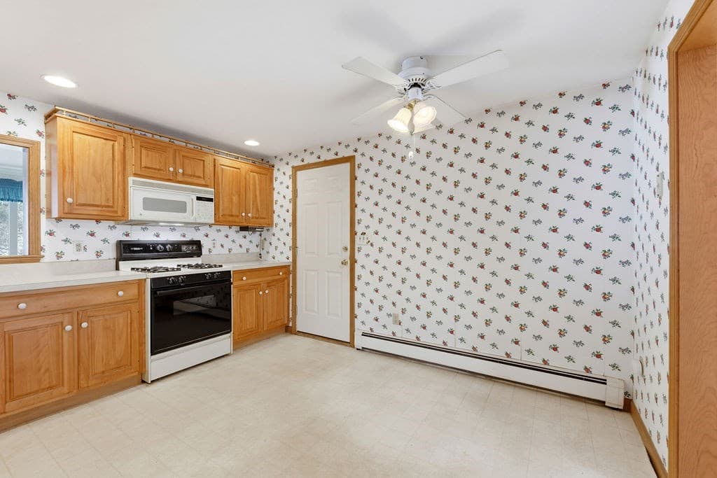 24 Cinnamon Cir # 24, Walpole MA 02081 photo 7