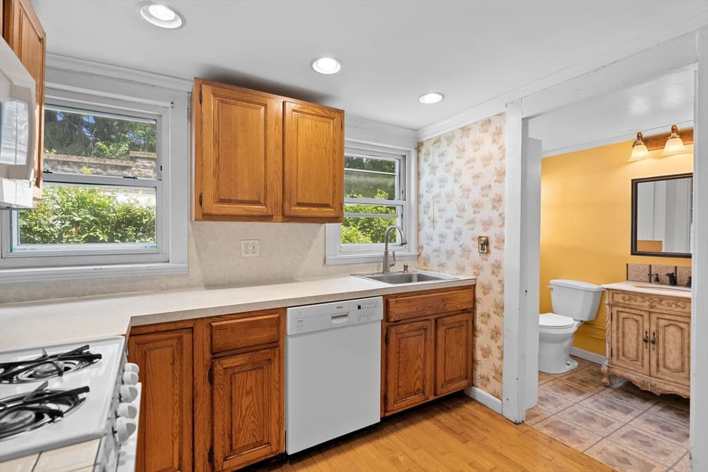 Multi Family at 22-24 Greenview Avenue, Boston MA 02130, photo 19 of 41