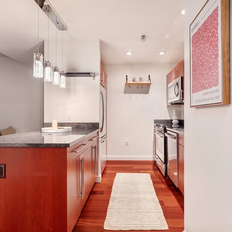 17 Otis Street # 301, Cambridge MA 02141 photo 6