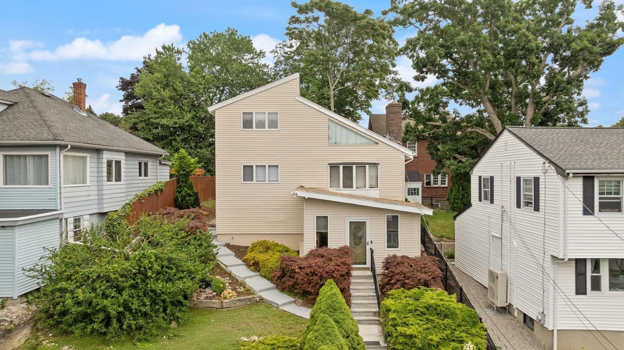 75 Andrews St, Medford MA 02155