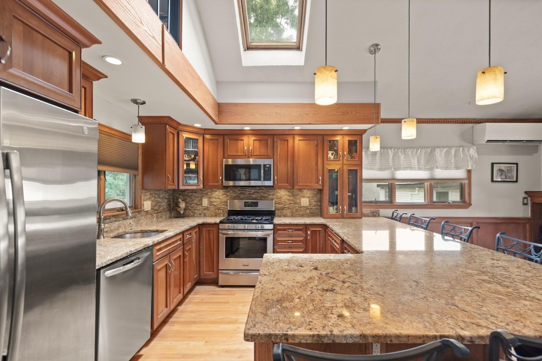 Single Family Residence at 75 Andrews St, Medford MA 02155, Medford, photo 5 of 40