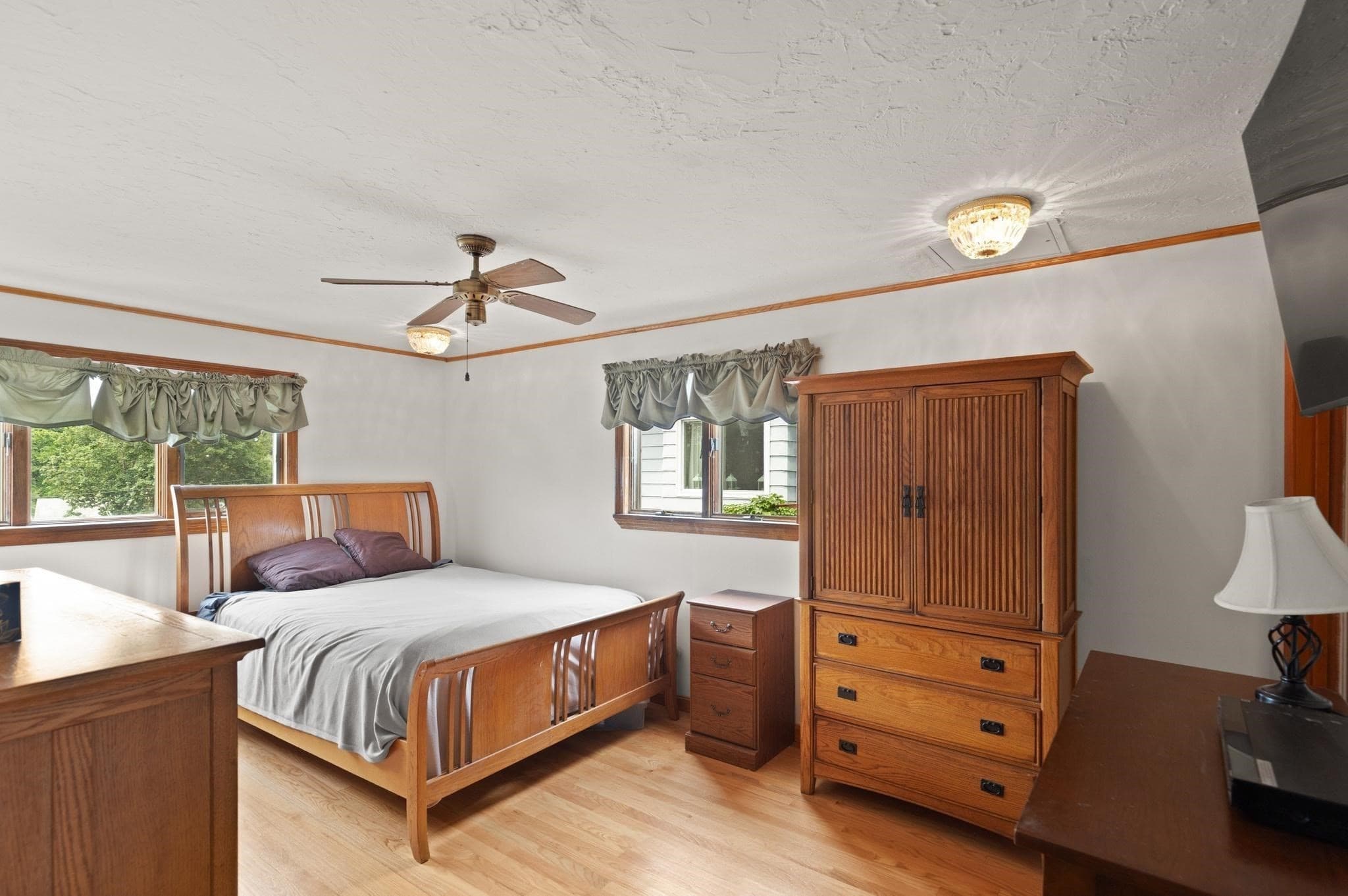 Single Family Residence at 75 Andrews St, Medford MA 02155, Medford, photo 15 of 40