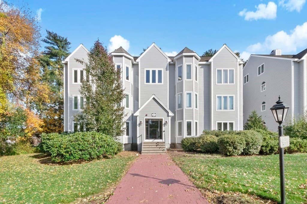 64 Kim Ter # A, Stoughton MA 02072 photo 2