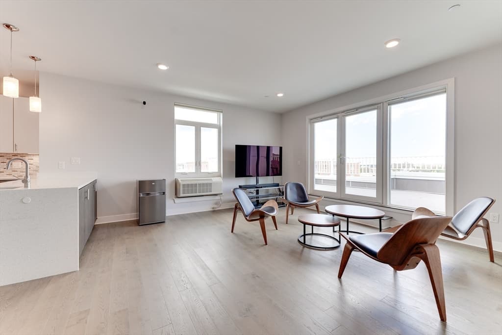 2 Cliveden St # 601E, Quincy MA 02169 photo 12