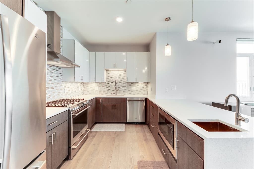 2 Cliveden St # 601E, Quincy MA 02169 photo 9