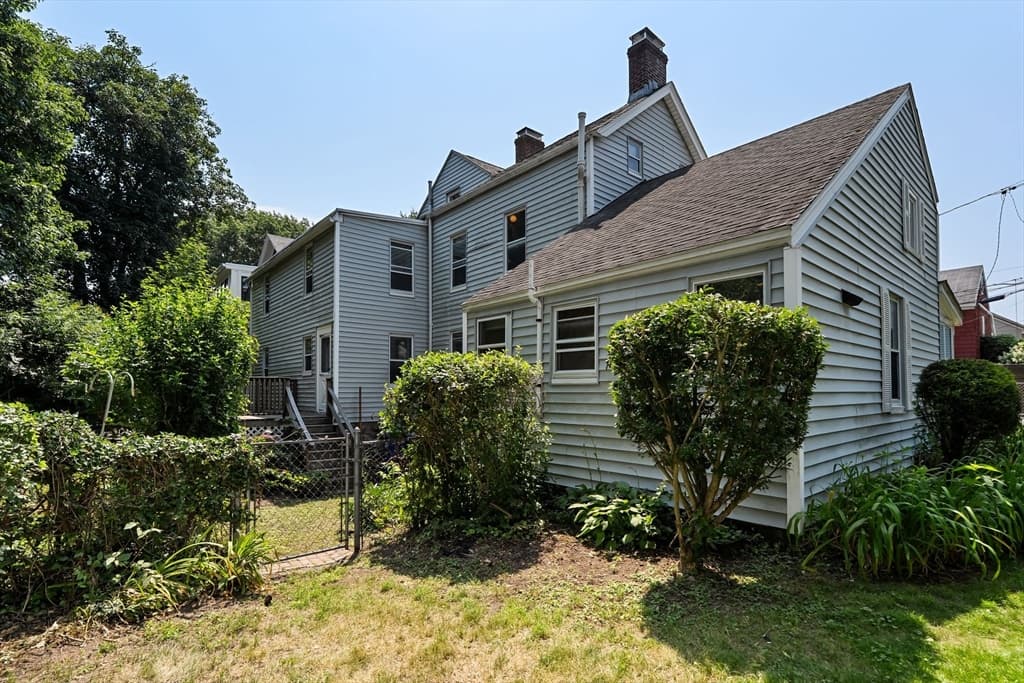 Single Family Residence at 22-24 Greenview Avenue, Boston MA 02130, photo 29 of 41