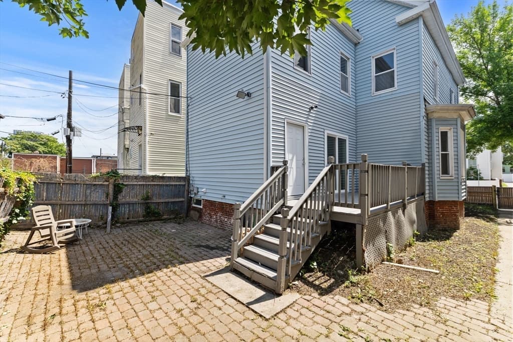 9 Cross St, Somerville MA 02145 photo 22