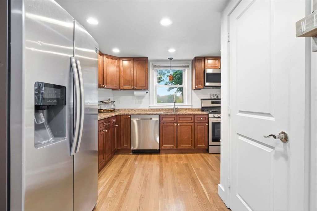 78 Range Ave, Lynn MA 01904 photo 12