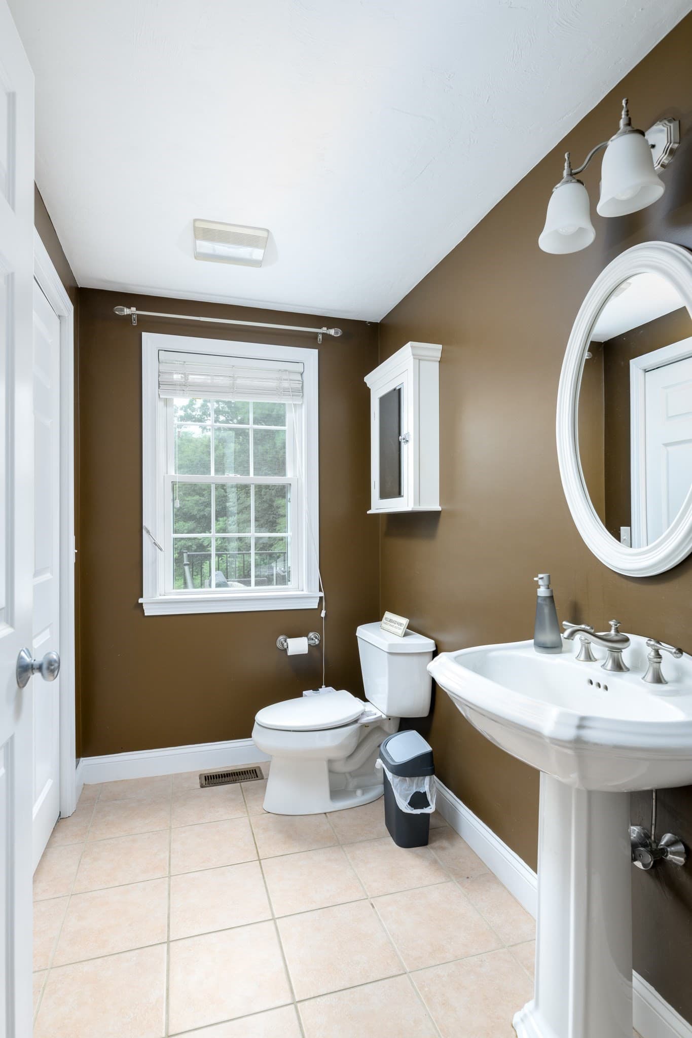 Single Family Residence at 9 Cameron Drive, Rutland MA 01543, photo 14 of 33