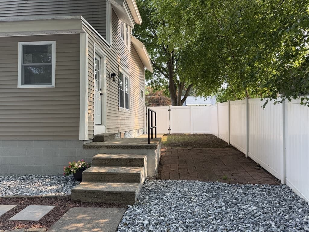 47 Ideal Rd, Worcester MA 01604 photo 28