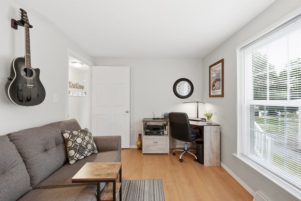 Mobile Home at 41 Deer Run, Brookfield MA 01506, Brookfield, photo 12 of 21