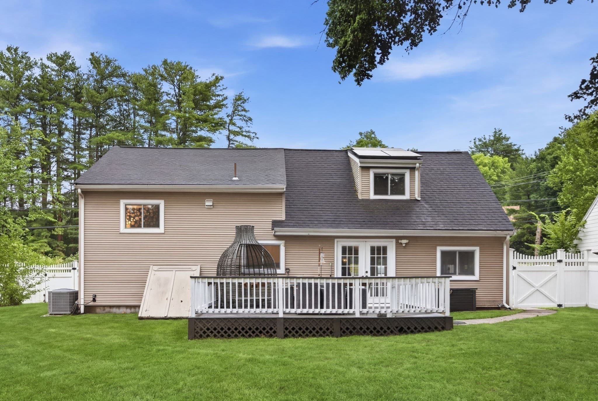 Single Family Residence at 769 Potter Rd, Framingham MA 01701, Framingham, photo 25 of 37