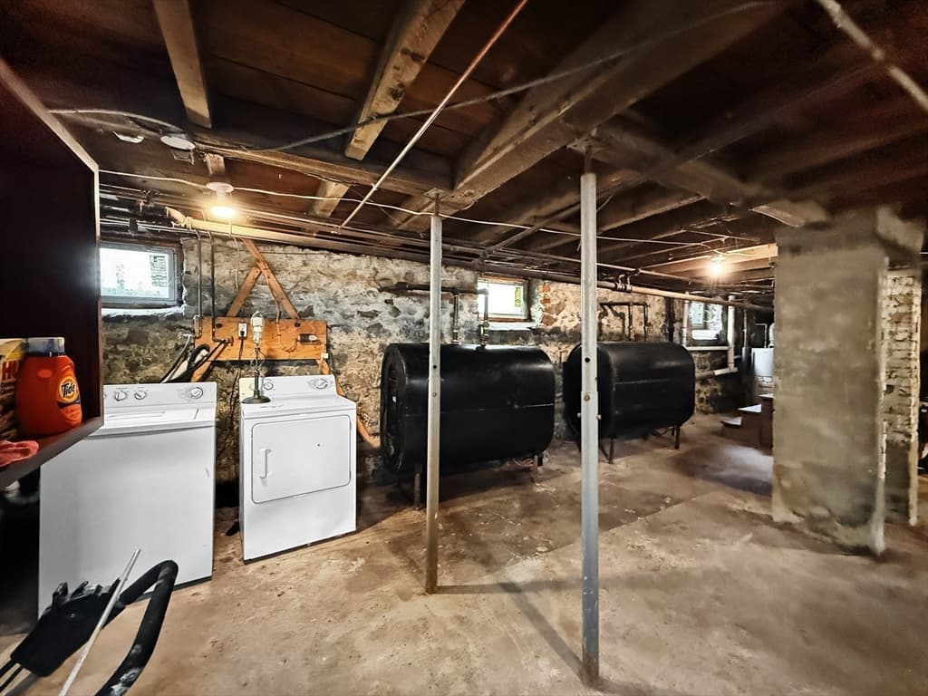 76 Baldwin Ave, Everett MA 02149 photo 34