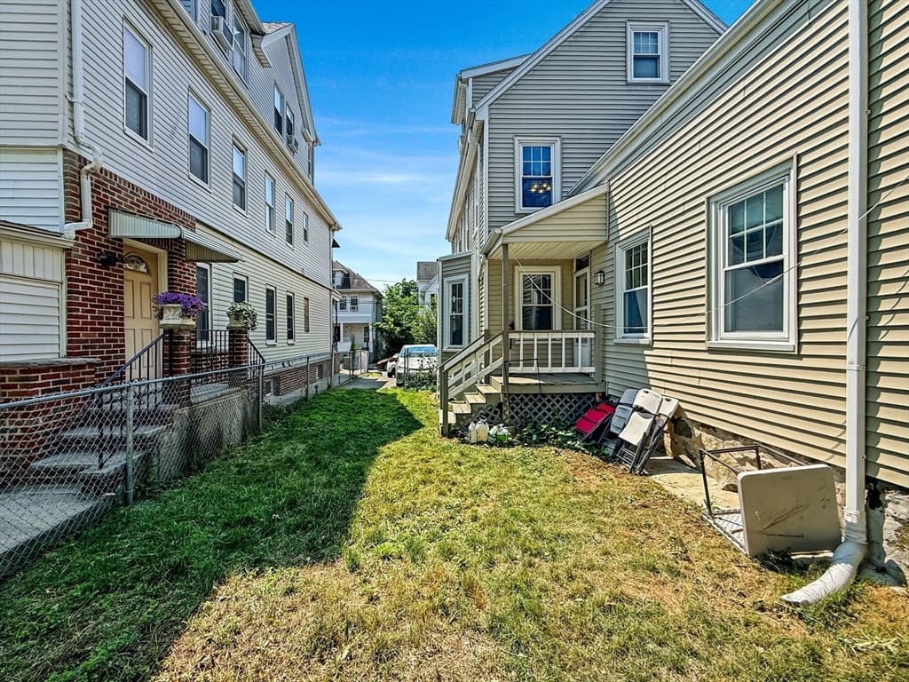 76 Baldwin Ave, Everett MA 02149 photo 37