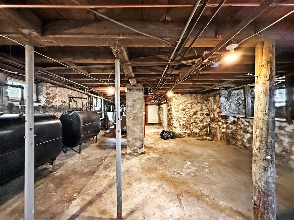 76 Baldwin Ave, Everett MA 02149 photo 35