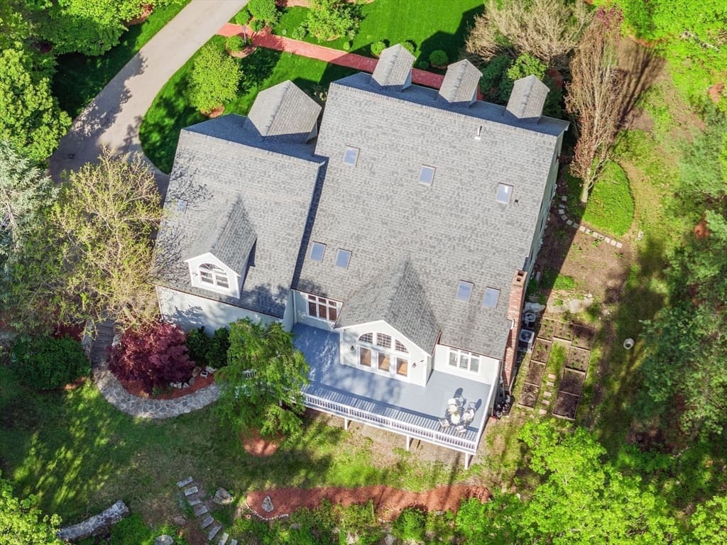 153 Walpole St, Dover MA 02030 photo 37