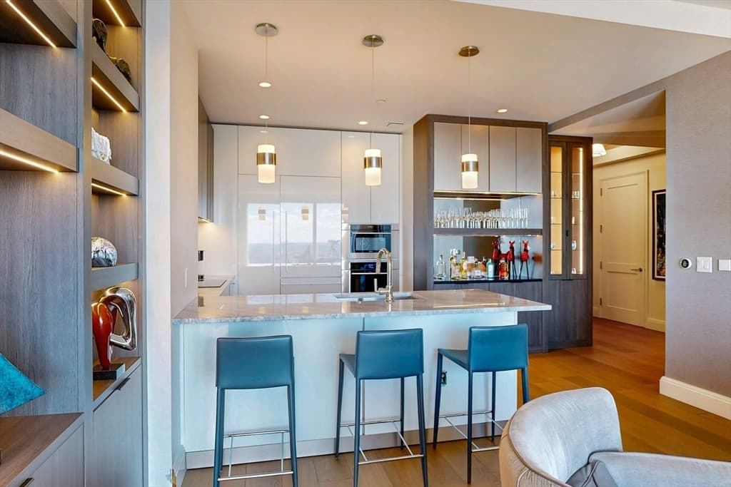 Condominium at 240 Devonshire St # 4505, Boston MA 02110, Boston, photo 14 of 42