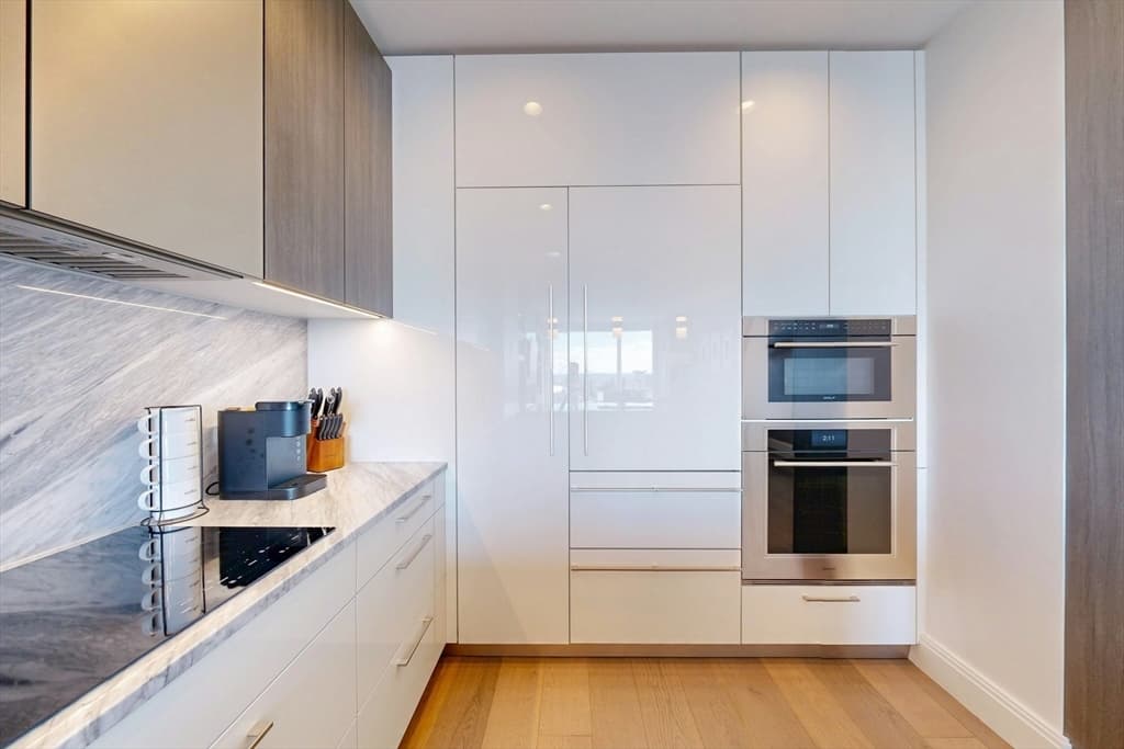 Condominium at 240 Devonshire St # 4505, Boston MA 02110, Boston, photo 11 of 42