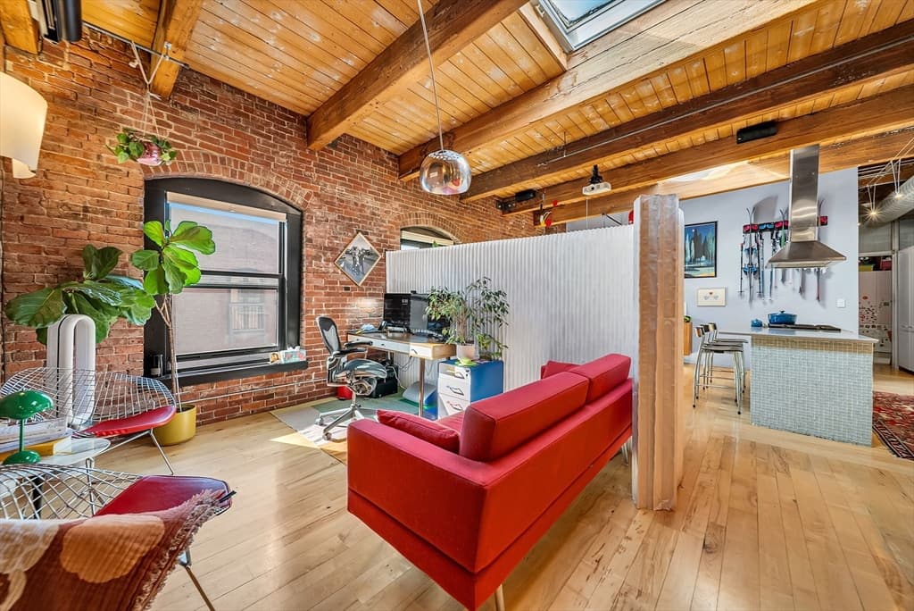 Condominium at 21 Wormwood St # 620, Boston MA 02210, Boston, photo 6 of 32
