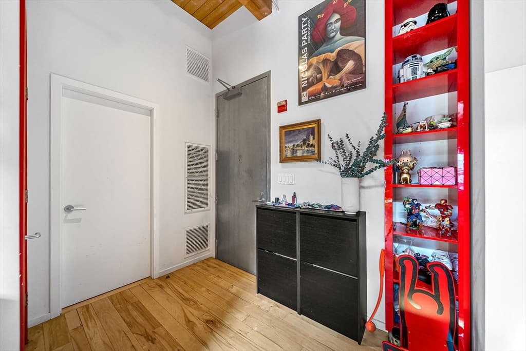 Condominium at 21 Wormwood St # 620, Boston MA 02210, Boston, photo 12 of 32