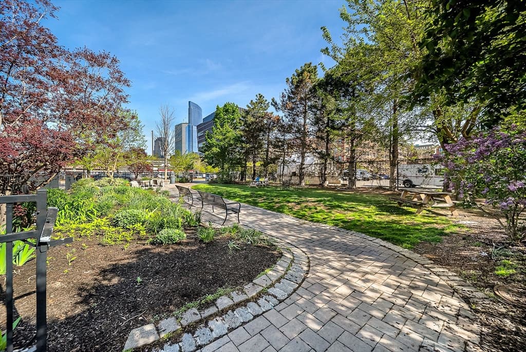 Condominium at 21 Wormwood St # 620, Boston MA 02210, Boston, photo 26 of 32
