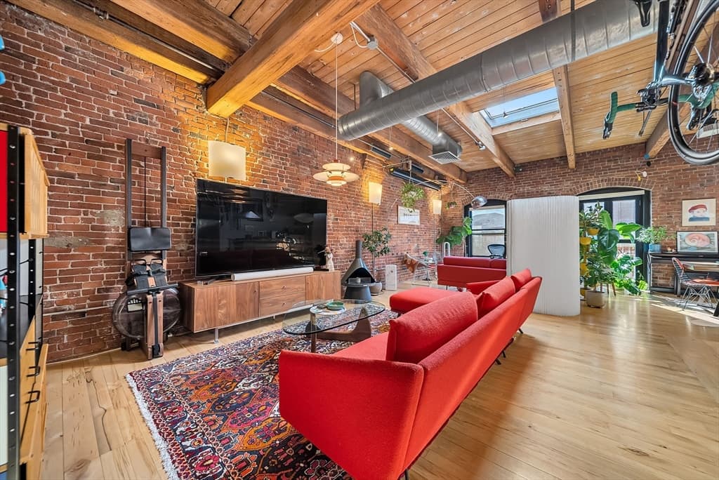 Condominium at 21 Wormwood St # 620, Boston MA 02210, Boston, photo 10 of 32