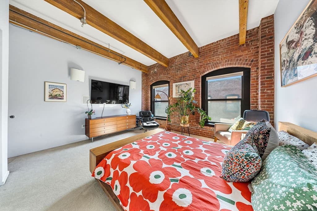 Condominium at 21 Wormwood St # 620, Boston MA 02210, Boston, photo 18 of 32
