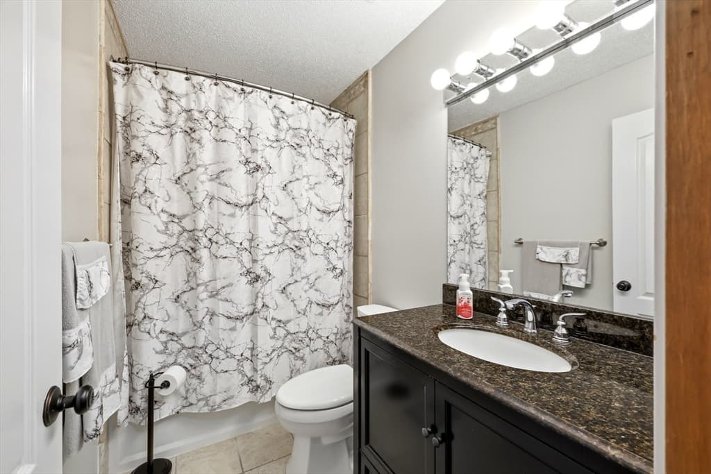 Condominium at 43 Dogwood Ln # 43, Agawam MA 01001, photo 18 of 28