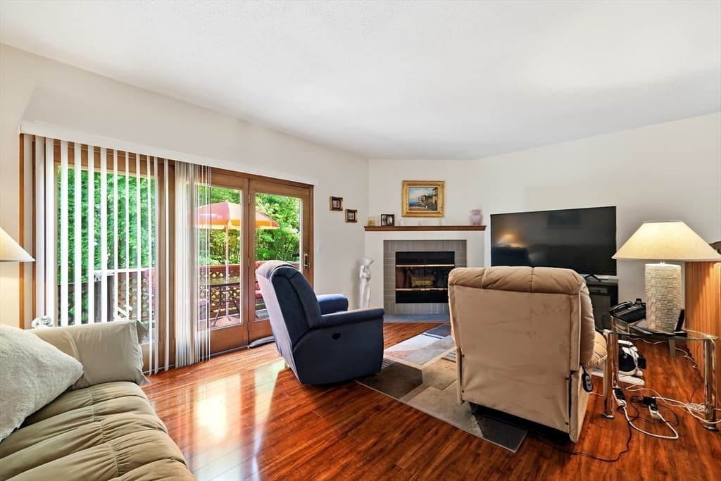 Condominium at 43 Dogwood Ln # 43, Agawam MA 01001, photo 11 of 28