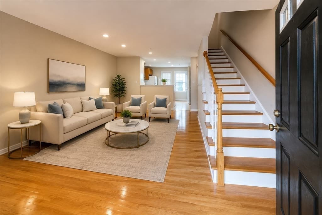 Condominium at 99 Boxberry Ln # 99, Rockland MA 02370, Rockland, photo 5 of 25