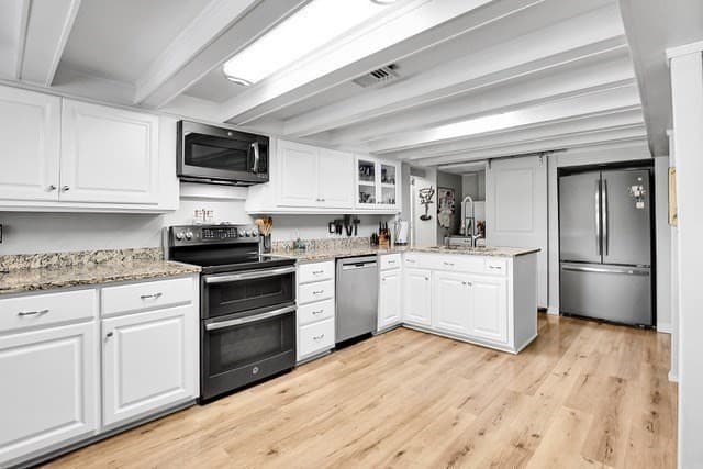 Single Family Residence at 49 Lakeview Ave, Bellingham MA 02019, Bellingham, photo 5 of 40
