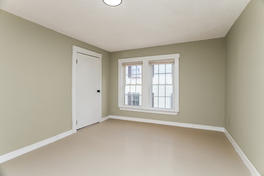 53 Peabody St, Gardner MA 01440 photo 32