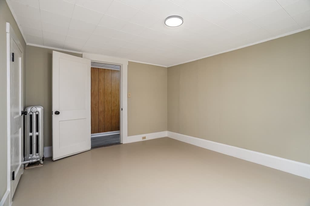 53 Peabody St, Gardner MA 01440 photo 28
