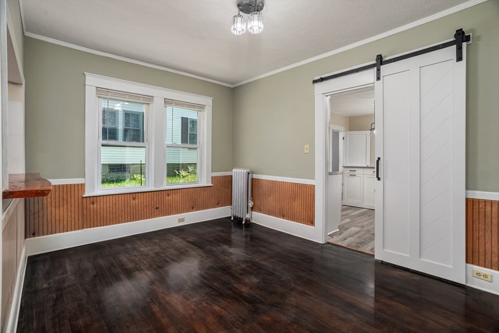 53 Peabody St, Gardner MA 01440 photo 10