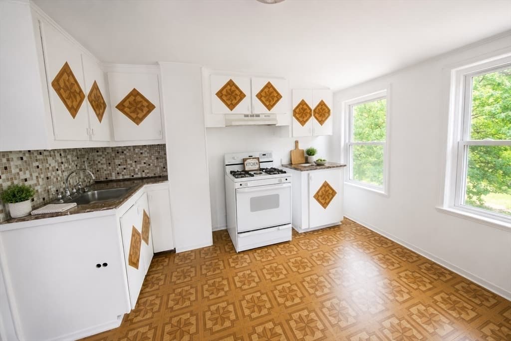 415 - 417 Mountain Ave, Revere MA 02151 photo 6