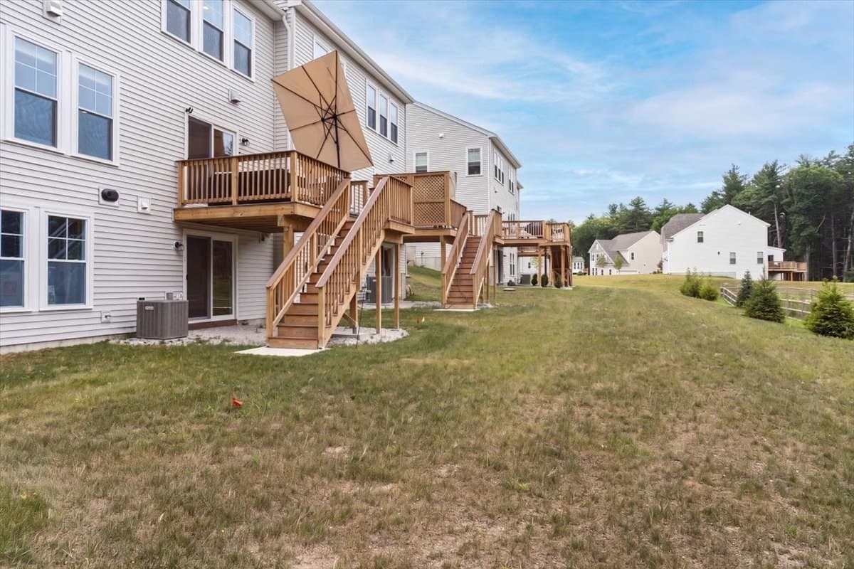 Condominium at 11 Winslow Lane # 2, Grafton MA 01536, Grafton, photo 34 of 39