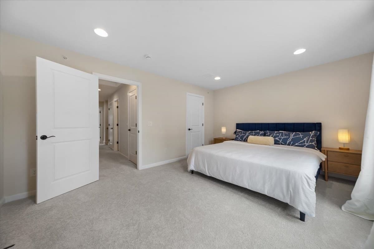 Condominium at 11 Winslow Lane # 2, Grafton MA 01536, Grafton, photo 25 of 39