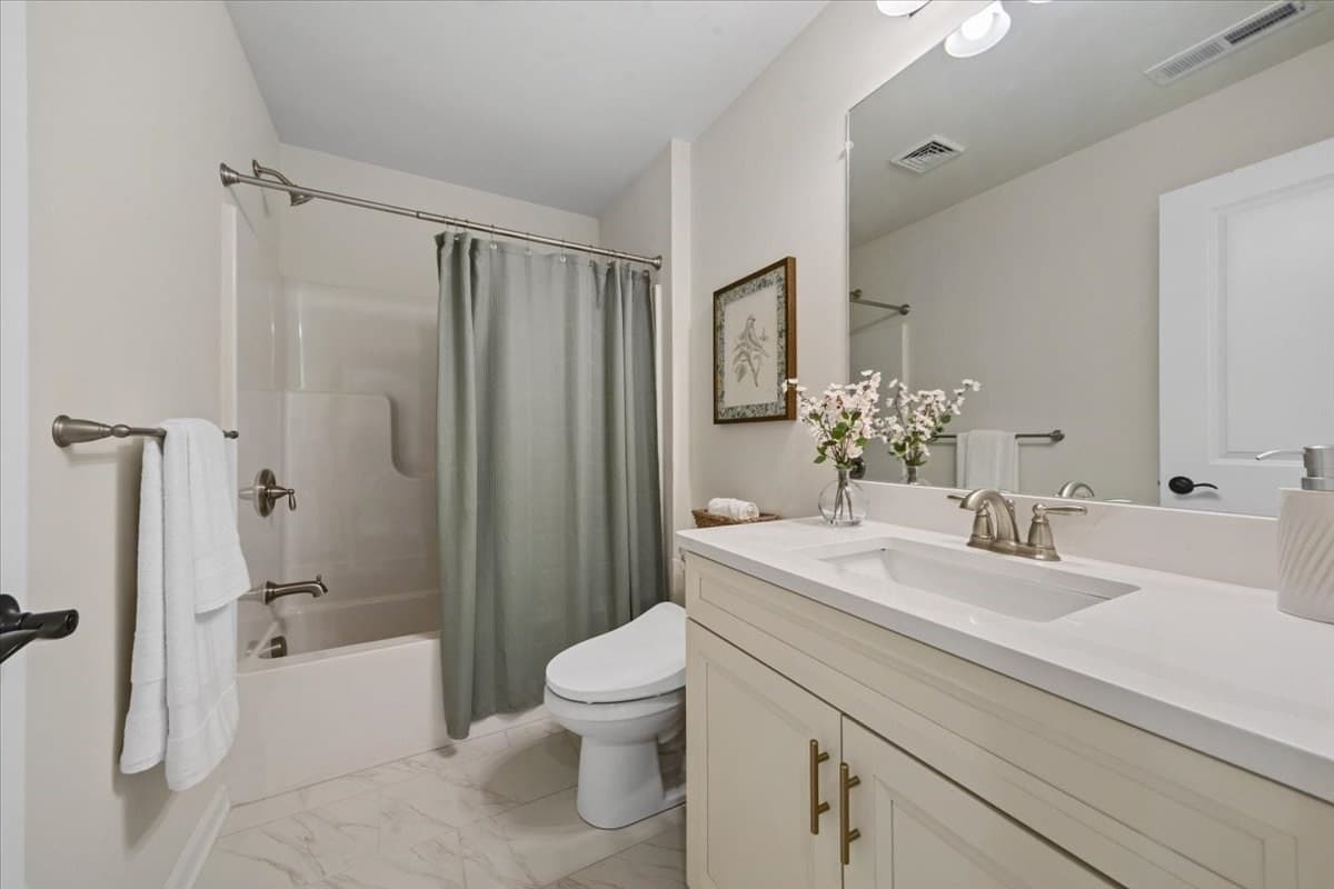 Condominium at 11 Winslow Lane # 2, Grafton MA 01536, Grafton, photo 21 of 39